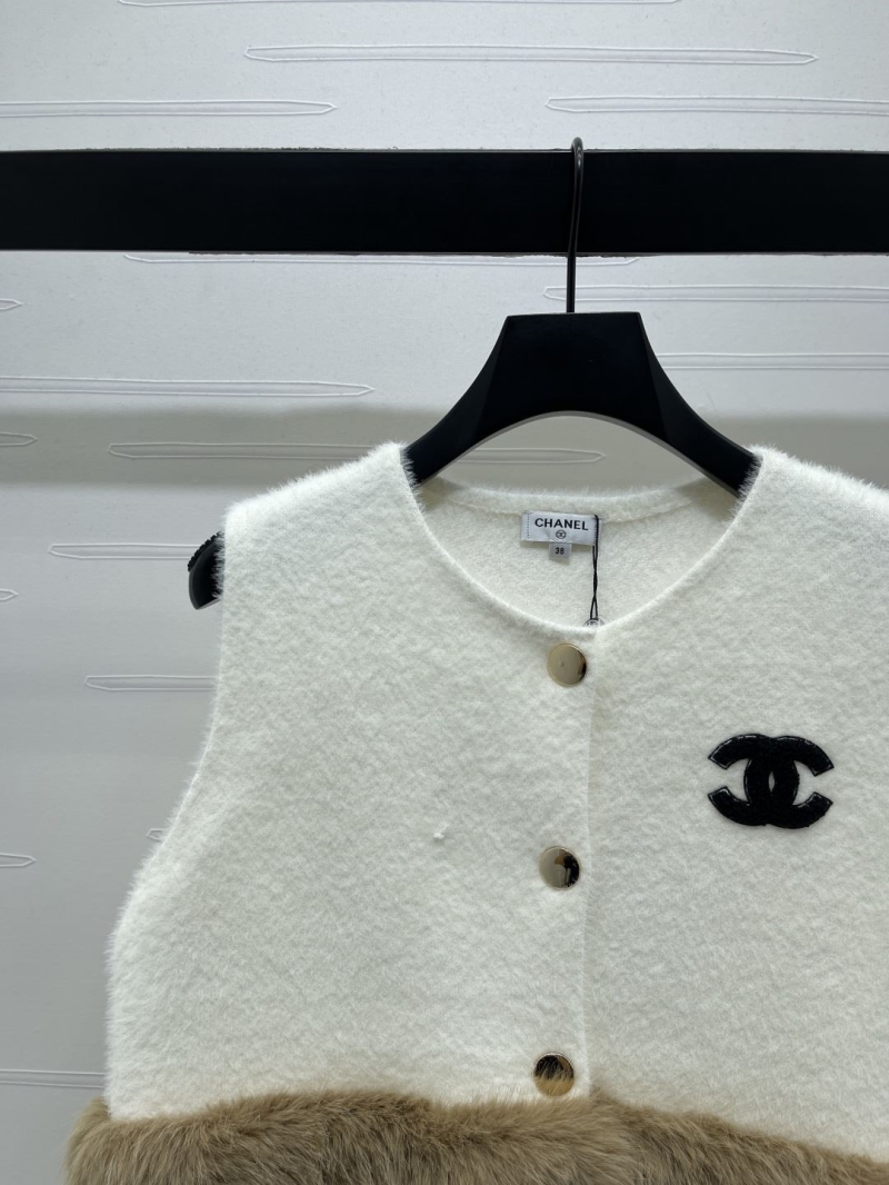 Ch**el outwear